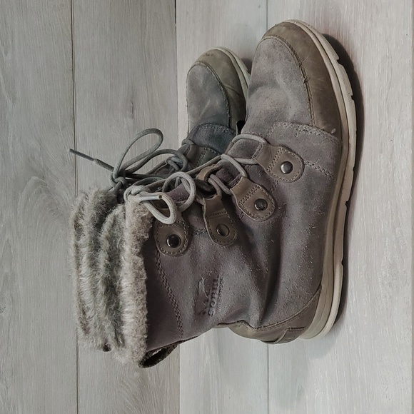 Sorel Women Explorer Joan Ankle Suede Booties shoes sz 8.5 - Picture 3 of 15
